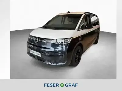 Neu VW California California 150 PS (110 kW) 2026 Candyweiß / starlight blue metallic Van