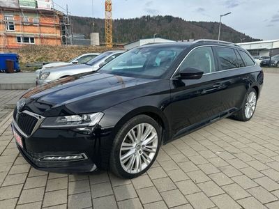 gebraucht Skoda Superb 2,0 TDI Premium Edition DSG/Pano/19"/LED