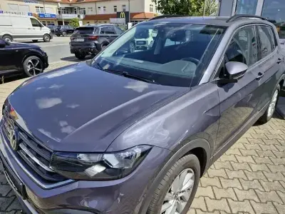 Gebraucht VW T-Cross Life 110 PS (80 kW) 2022 Rauchgrau (metallic) SUV