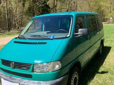 Gebraucht VW Caravelle 102 PS (75 kW) 1998 Grün Van