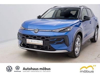 Gebraucht VW T-Roc Life 150 PS (110 kW) 2026 Celestial blue metallic schwar SUV