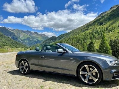 Gebraucht Audi A5 Cabriolet Ambiente 224 PS (164 kW) 2015 Grau Cabrio