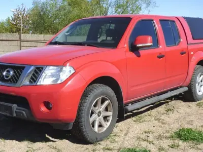 Gebraucht Nissan Navara SE 190 PS (139 kW) 2014 Rot Pickup