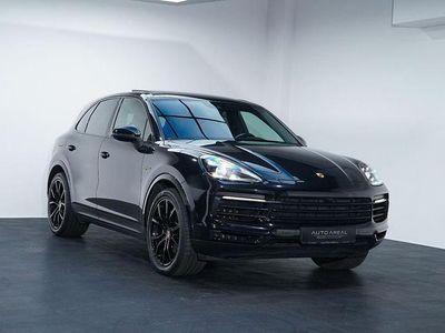 Second-hand Porsche Cayenne 462 CP (339 kW) 2018 Negru SUV