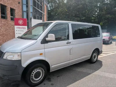 Gebraucht VW Caravelle 102 PS (75 kW) 2007 Silber Van