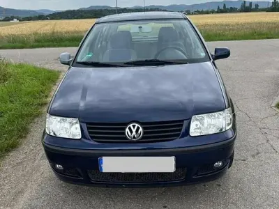 Gebraucht VW Polo Basis 75 PS (55 kW) 2001 Blau Kleinwagen