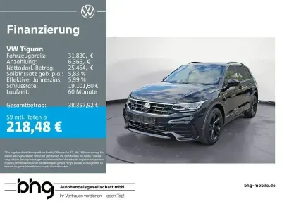 Gebraucht VW Tiguan R-line 150 PS (110 kW) 2023 Schwarz SUV