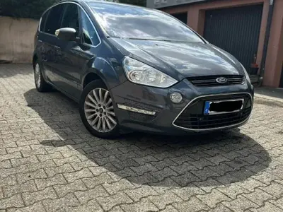 Gebraucht Ford S-MAX Titanium 140 PS (102 kW) 2010 Grau Van / Kleinbus