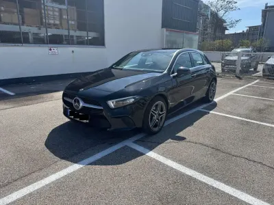 Używany Mercedes A250 224 KM (164 kW) 2019 Czarny Sedan/Limuzyna