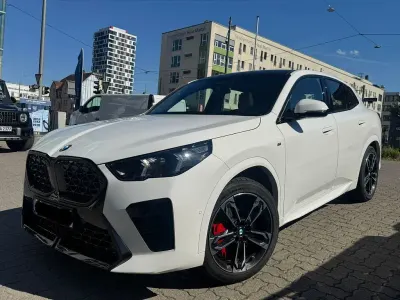 Gebraucht BMW X2 M Sport 156 PS (114 kW) 2024 Weiß SUV