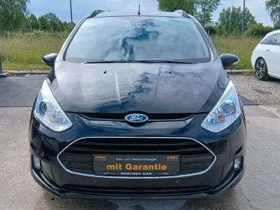 Gebraucht Ford B-MAX Titanium 101 PS (74 kW) 2017 Schwarz Van / Kleinbus