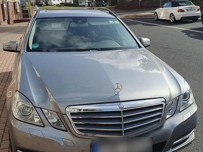 Gebraucht Mercedes E220 170 PS (125 kW) 2010 Grau Kombi