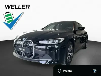 Usata BMW i4 Shadowline 210 kW (286 CV) 2023 Nero Berlina