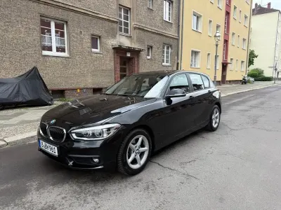 Gebraucht BMW 118 Advantage 136 PS (100 kW) 2019 Schwarz Kleinwagen