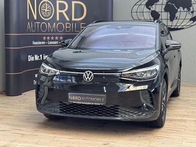 Mythosschwarz metall (metallic) Gebraucht 2022 VW ID.4 Pro Performance SUV | 21.989 € (Superpreis)