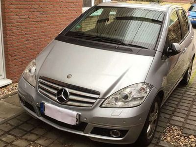 gebraucht Mercedes A180 A 180Autotronic Avantgarde Special Edition