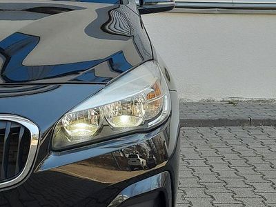 Gebraucht BMW 216 Active Tourer Advantage 116 PS (85 kW) 2019 Schwarz Van / Kleinbus