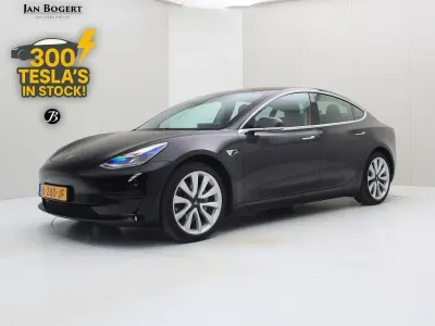 Second-hand Tesla Model 3 Standard Range 225 kW (306 CP) 2020 Negru Berlinǎ