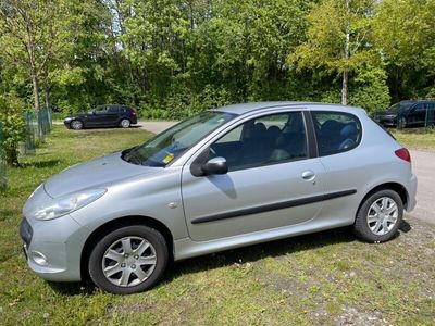 gebraucht Peugeot 206+ 206 206+ mit neuem Tüv