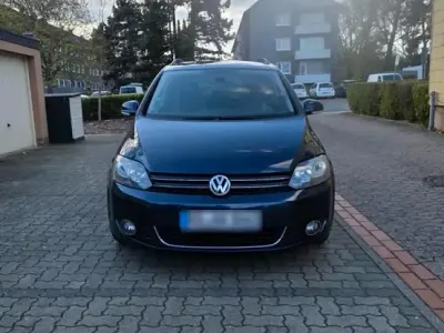 Gebraucht VW Golf VII 105 PS (77 kW) 2013 Blau Limousine