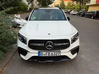 Gebraucht Mercedes GLB220 AMG line 190 PS (139 kW) 2023 Silber SUV