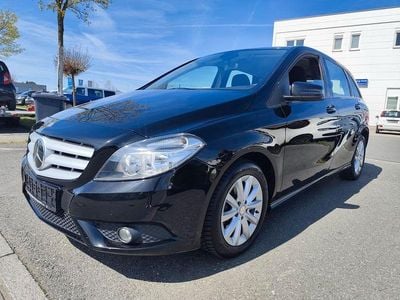 Gebraucht Mercedes B200 136 PS (100 kW) 2014 Schwarz Van / Kleinbus