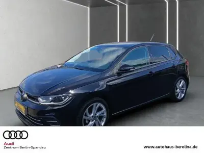 Gebraucht VW Polo IQ Drive 95 PS (69 kW) 2025 Deep black perleffekt Kleinwagen