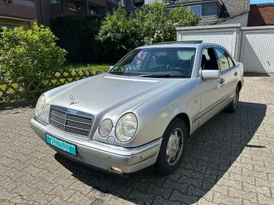 Używany Mercedes E240