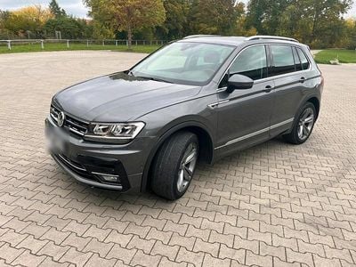Grau Gebraucht 2019 VW Tiguan R-line SUV | 22.000 € (Guter Preis)