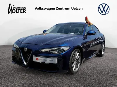 Gebraucht Alfa Romeo Giulia Super 179 PS (131 kW) 2017 Blu montecarlo Limousine