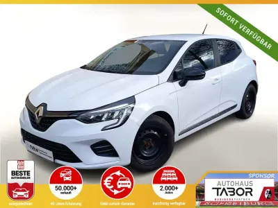 Używany Renault Clio V Evolution 101 KM (74 kW) 2022 Biały Hatchback