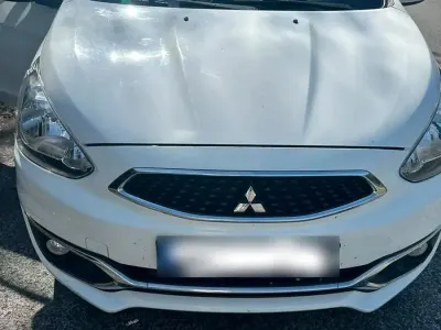 Gebraucht Mitsubishi Space Star 71 PS (52 kW) 2017 Weiß Kleinwagen