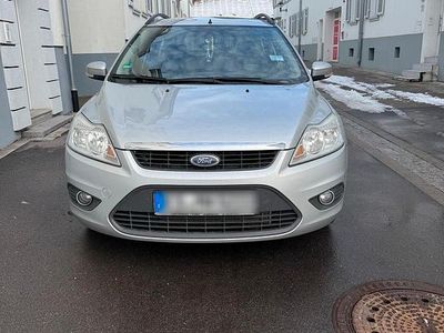 Gebraucht Ford Focus 108 PS (79 kW) 2009 Silber Kombi