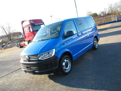 Gebraucht VW Caravelle 204 PS (150 kW) 2017 Blau Van
