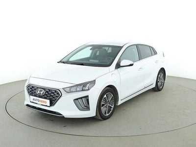 Gebraucht Hyundai Ioniq Style 141 PS (103 kW) 2022 Weiß Kleinwagen