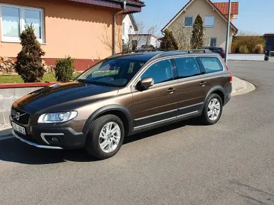 Brugt Volvo XC70 Momentum 181 HK (133 kW) 2016 Guld Stationcar