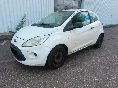 Gebraucht Ford Ka Ambiente 69 PS (50 kW) 2012 Weiß Kleinwagen