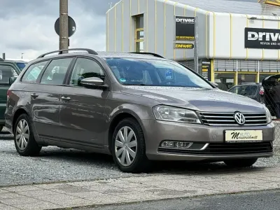 Gebraucht VW Passat 105 PS (77 kW) 2011 Braun Kombi