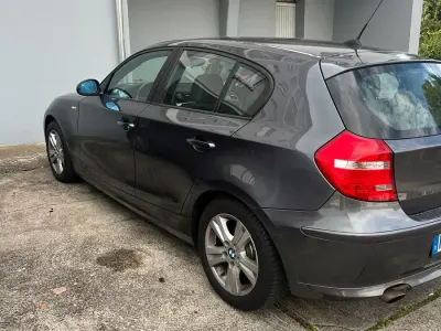 Używany BMW 116 122 KM (89 kW) 2008 Szary Hatchback