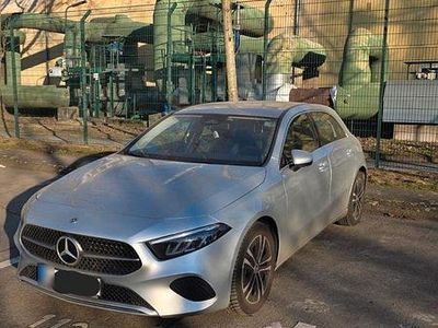 Gebraucht Mercedes A180 Advanced 136 PS (100 kW) 2023 Silber Limousine