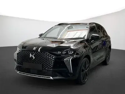 Gebraucht DS Automobiles DS7 Crossback Rivoli 131 PS (96 kW) 2024 Lackierung schwarz perla nera/metallic klarlack SUV
