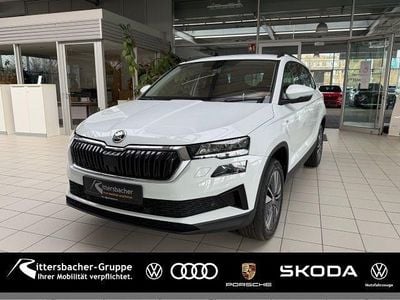 Gebraucht Skoda Karoq Tour 150 PS (110 kW) 2023 Moonweiss metallic SUV