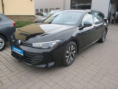 Gebraucht VW Passat 150 PS (110 kW) 2024 Schwarz Limousine