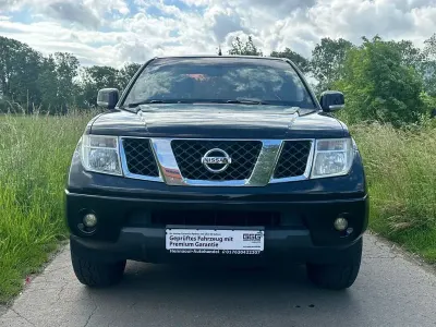Gebraucht Nissan Navara 171 PS (125 kW) 2008 Schwarz Pickup
