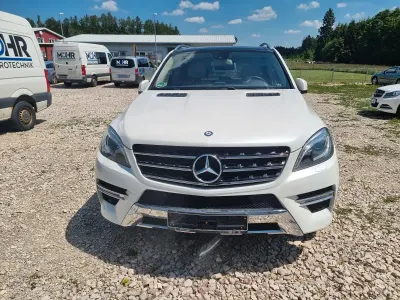 Gebraucht Mercedes ML350 258 PS (189 kW) 2012 Weiß SUV