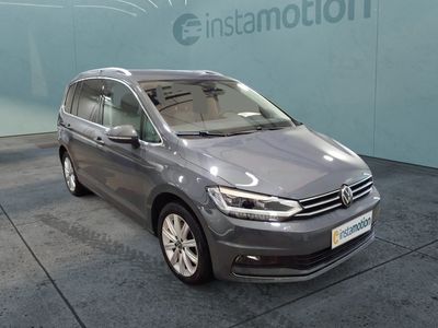 Grau Gebraucht 2024 VW Touran Highline Van / Kleinbus | 39.980 € (Teuer)