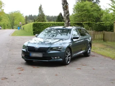 Gebraucht Skoda Superb SportLine 190 PS (139 kW) 2018 Grau Limousine