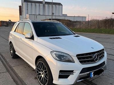 Gebraucht Mercedes ML350 AMG 258 PS (189 kW) 2015 Weiß SUV
