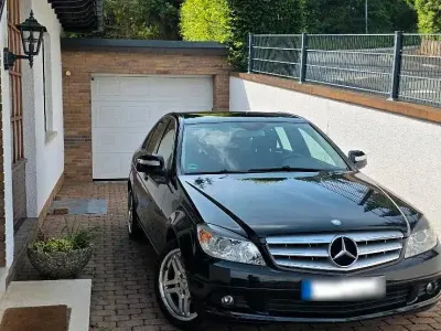 Gebraucht Mercedes C200 136 PS (100 kW) 2007 Schwarz Limousine