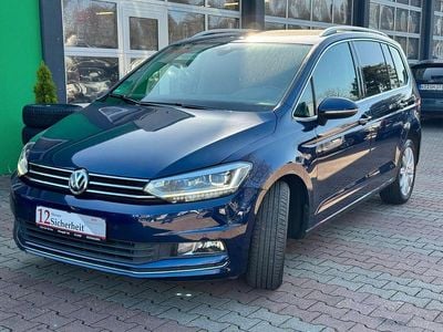 Gebraucht VW Touran Highline 190 PS (139 kW) 2016 Atlantic blue metallic Van / Kleinbus